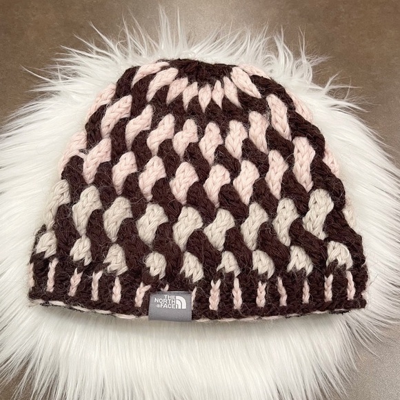 The North Face Hat Cable Knit - Picture 1 of 3